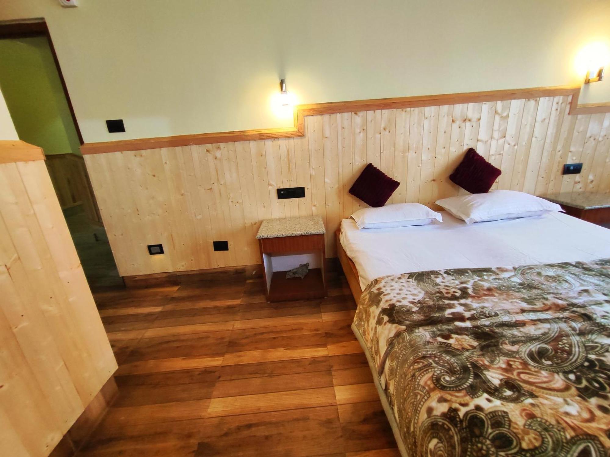 Hotel Red Cherry ペリング エクステリア 写真