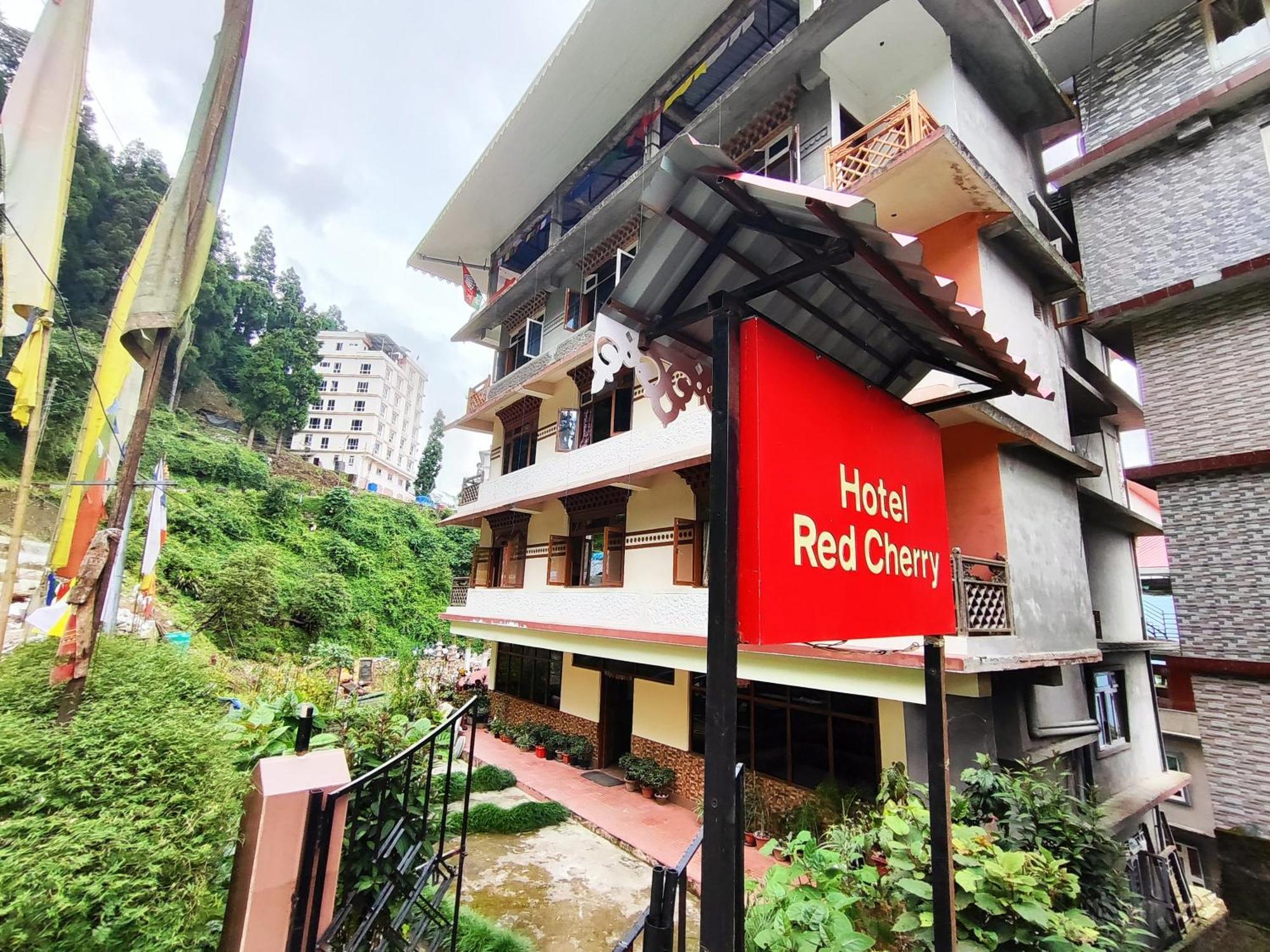 Hotel Red Cherry ペリング エクステリア 写真